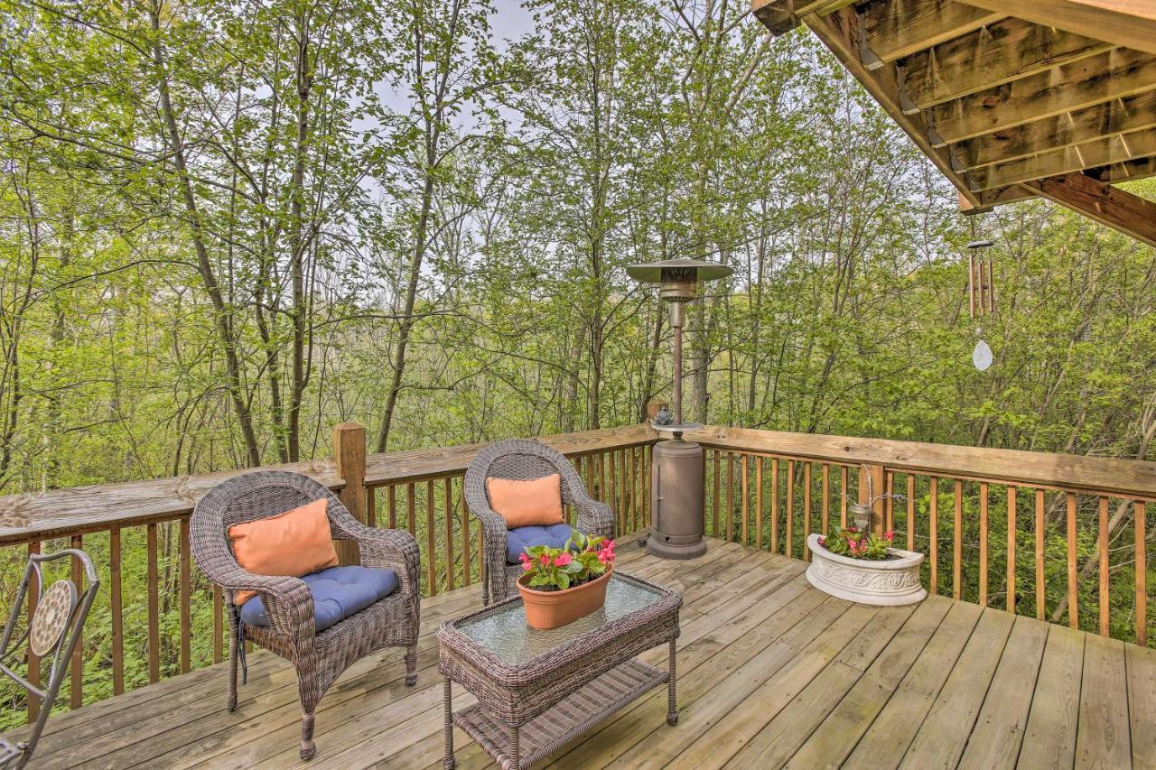 Resort Cabin With Fire Pit Golf, Hike And Play! Rothbury Exterior photo